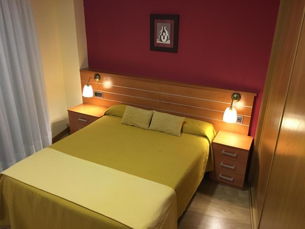 Hostal Dona Juana Ávila Екстериор снимка