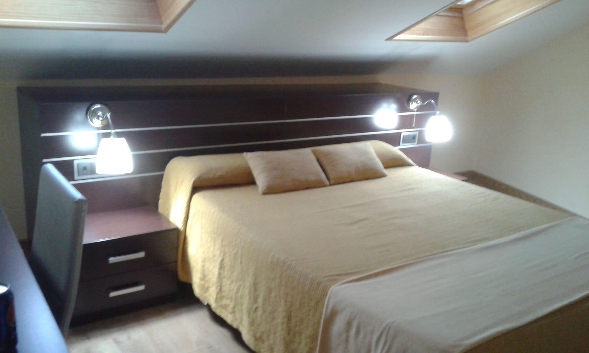 Hostal Dona Juana Ávila Екстериор снимка
